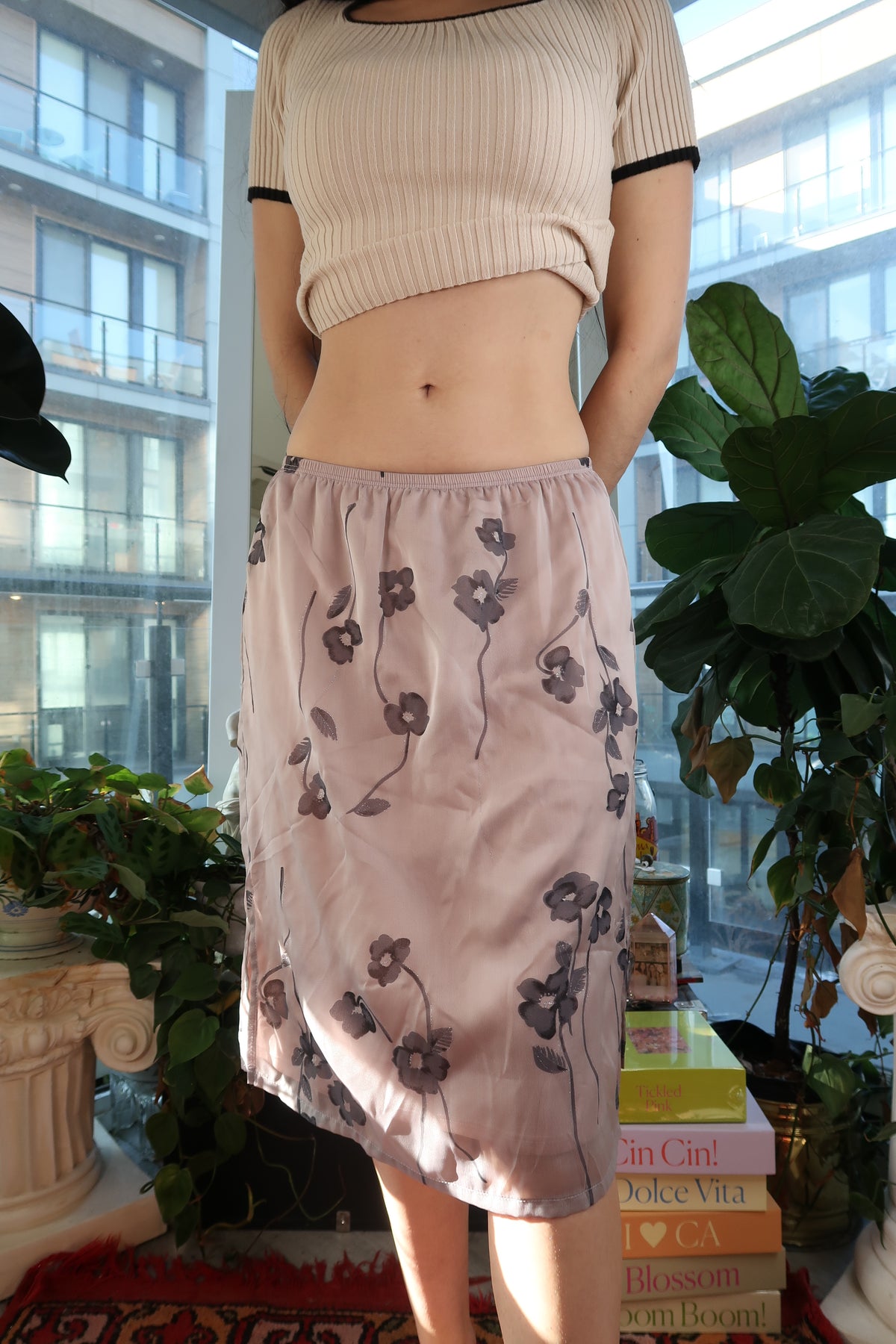 Vintage 2000s Elektra Vintage sheer grey floral overlay midi skirt, flowy fabric with delicate floral pattern.