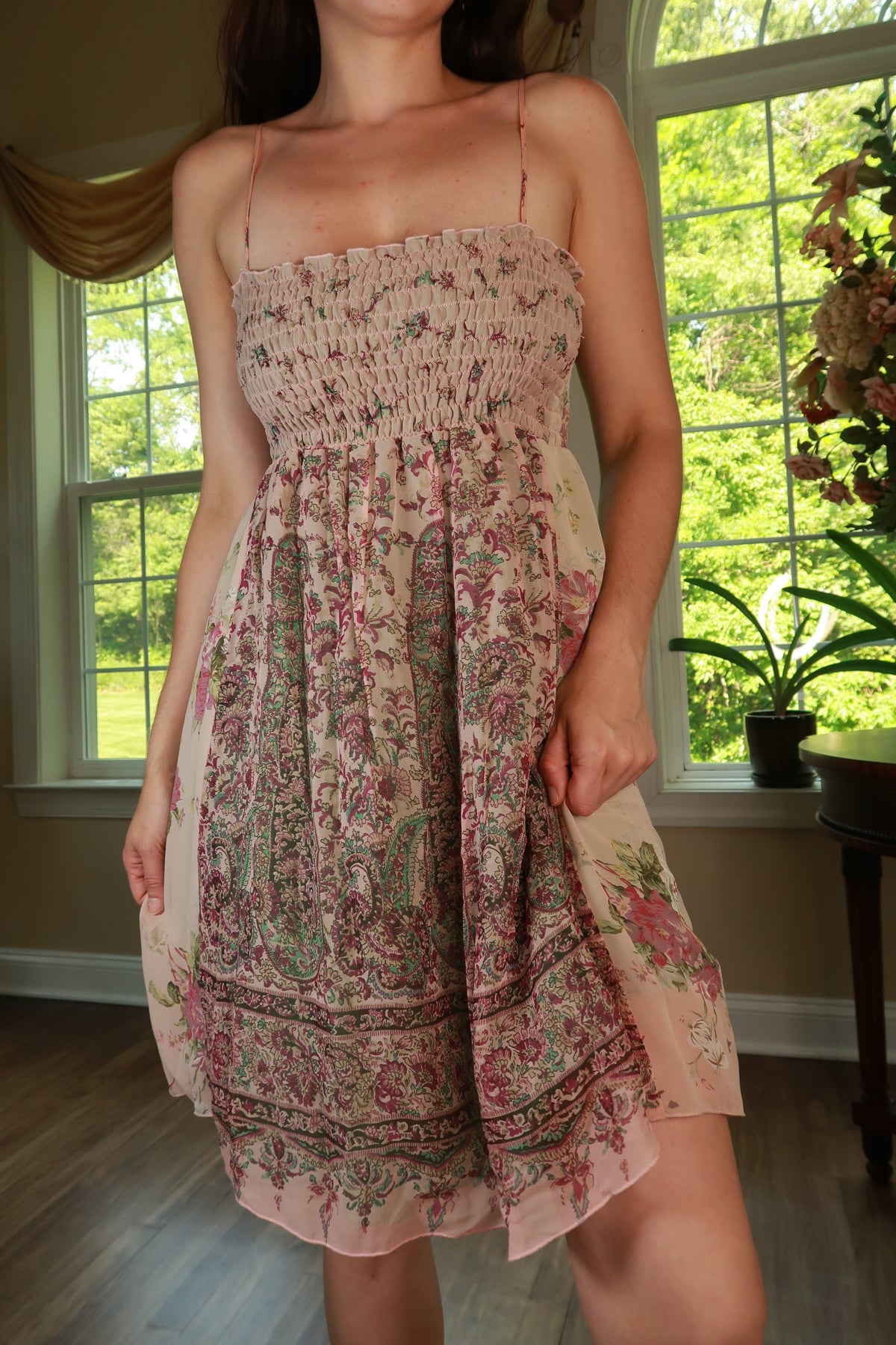 Vintage 2000s Elektra Vintage silk paisley babydoll dress with smocked bodice and flowing silhouette.