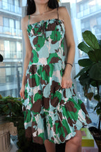 Load image into Gallery viewer, Vintage 2000s BCBG Floral Tiered Dress
