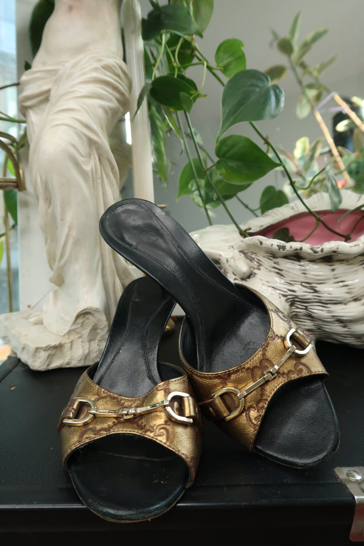 Vintage Gucci GG Monogram Horsebit Mules – Metallic Gold & Black