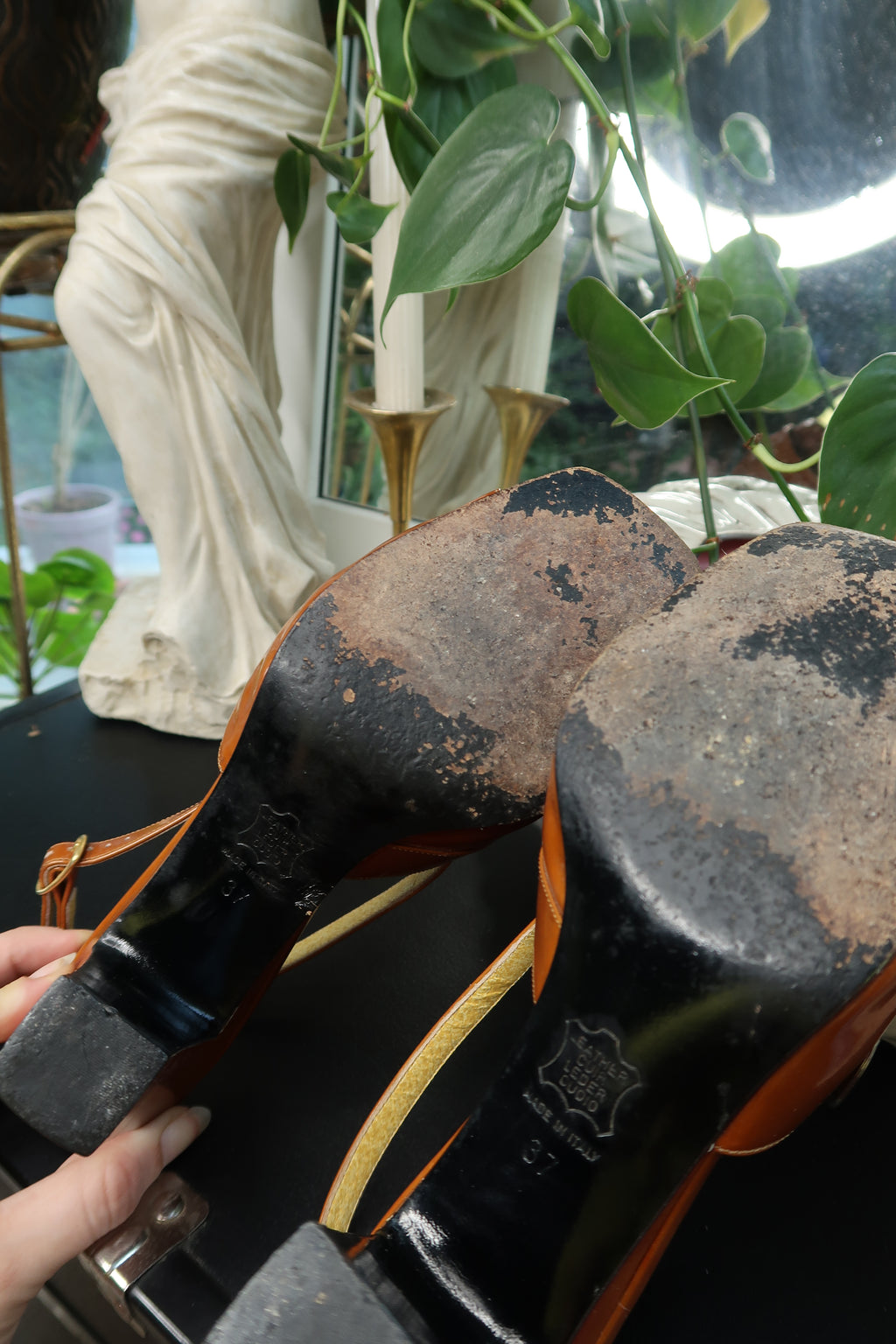 Vintage Fendi Slingback Mules – 90s/2000s Cognac Patent Leather Heels - Elektra Vintage