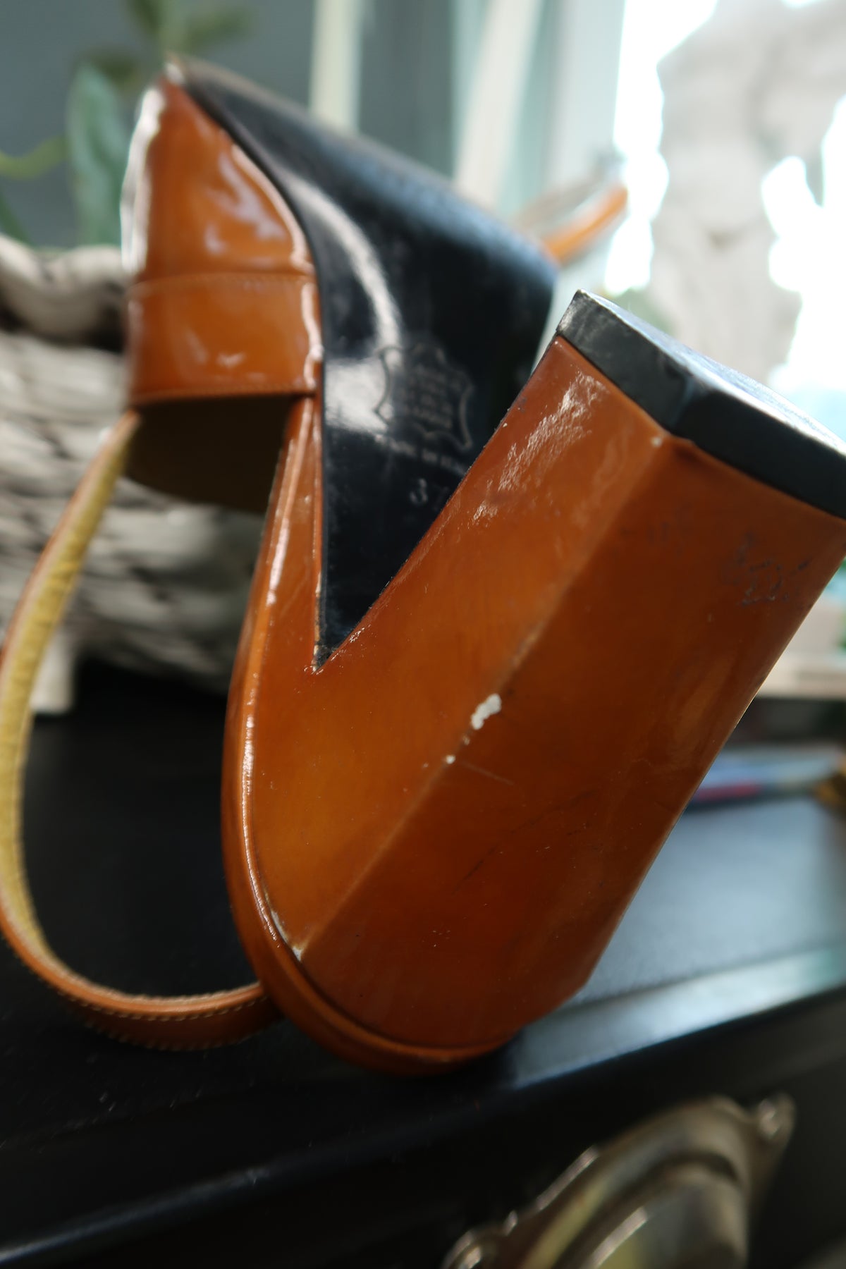 Vintage Fendi Slingback Mules – 90s/2000s Cognac Patent Leather Heels - Elektra Vintage