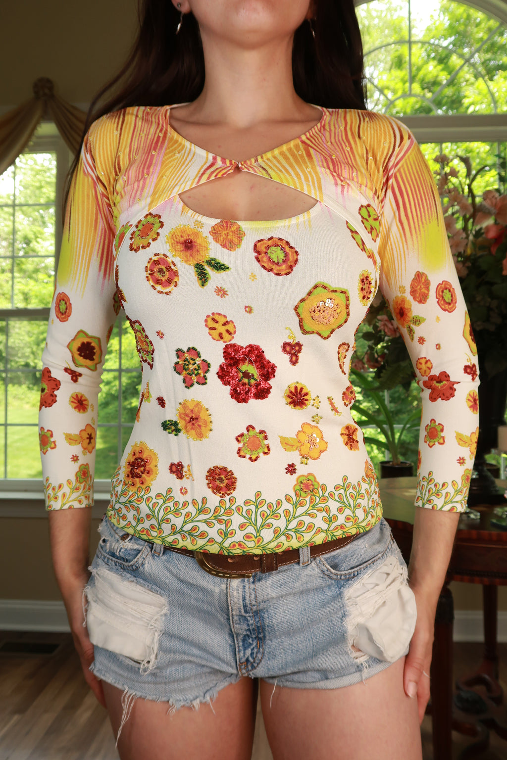 Vintage Y2K beaded floral twin set top for women by Elektra Vintage, featuring intricate beadwork and colorful floral design.