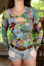 Load image into Gallery viewer, Elektra Vintage women's vintage Y2K psychedelic floral twin set top with vibrant colors and retro-inspired design.
