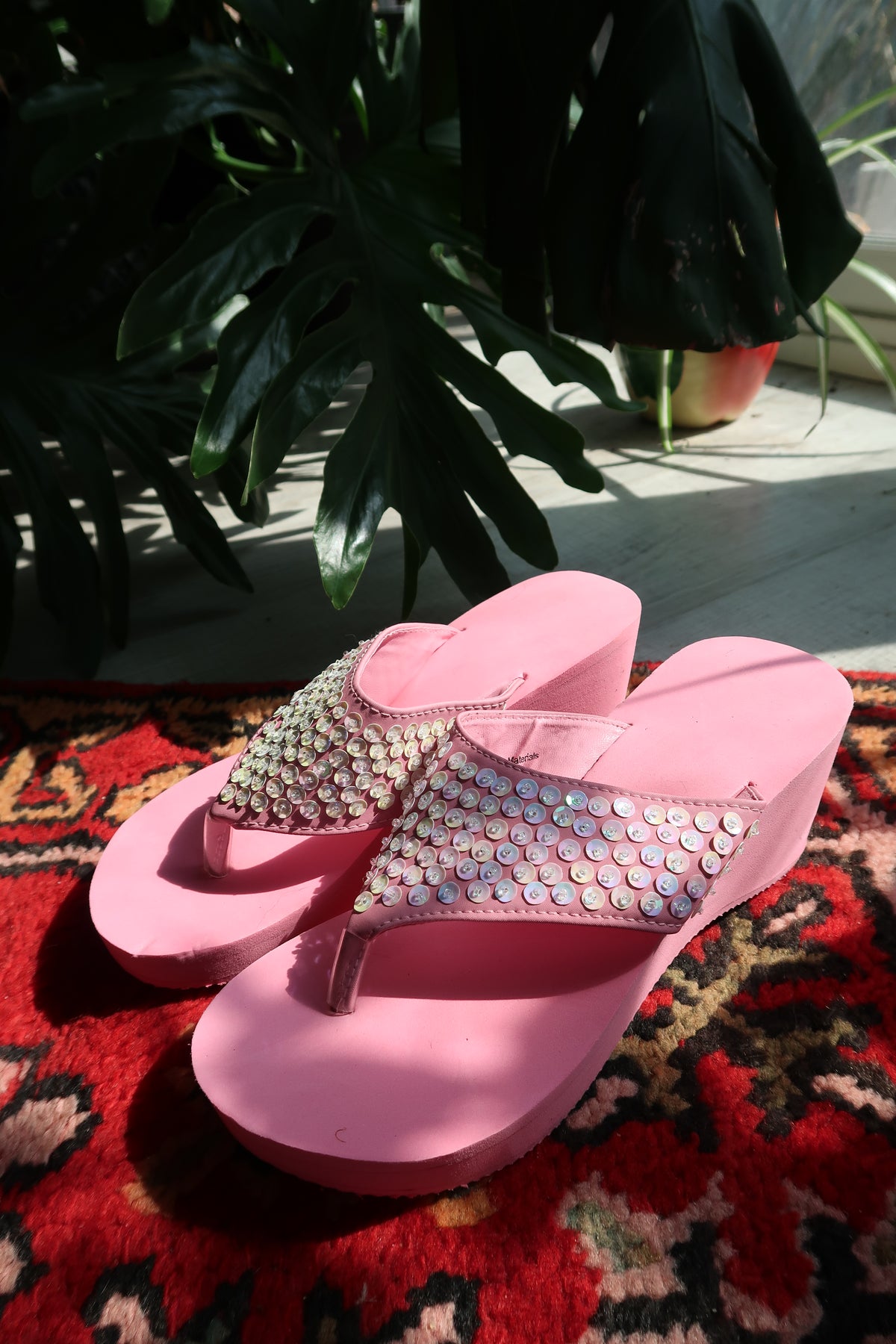 Deadstock vintage pink Y2K platform flip flops with sequin and beaded detailing from Elektra Vintage, 2000s style sandals.