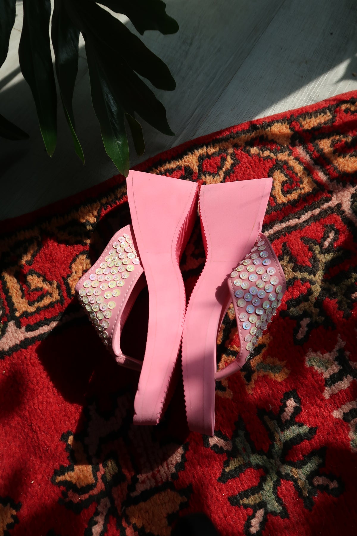 Pink sequin platform flip flops by Elektra Vintage featuring 2000s Y2K beaded sandal design and chunky heeled soles.