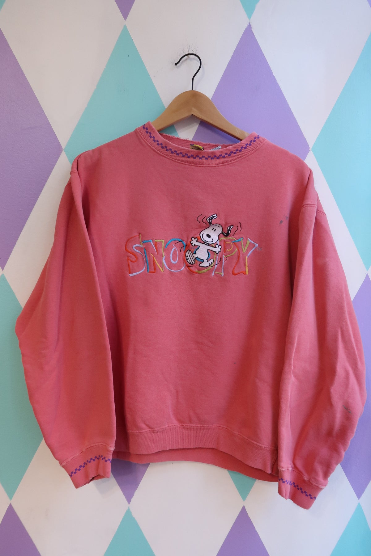 Vintage Snoopy Embroidered Crewneck Sweatshirt - Elektra Vintage