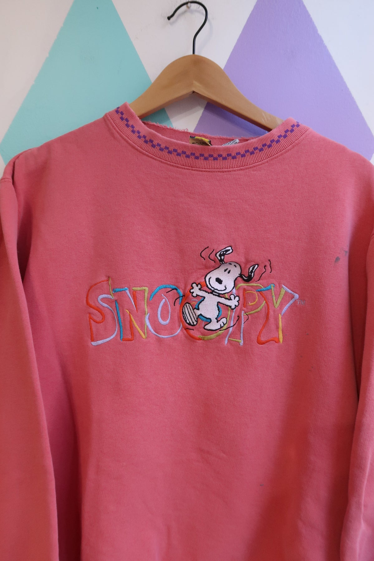 Vintage Snoopy Embroidered Crewneck Sweatshirt - Elektra Vintage