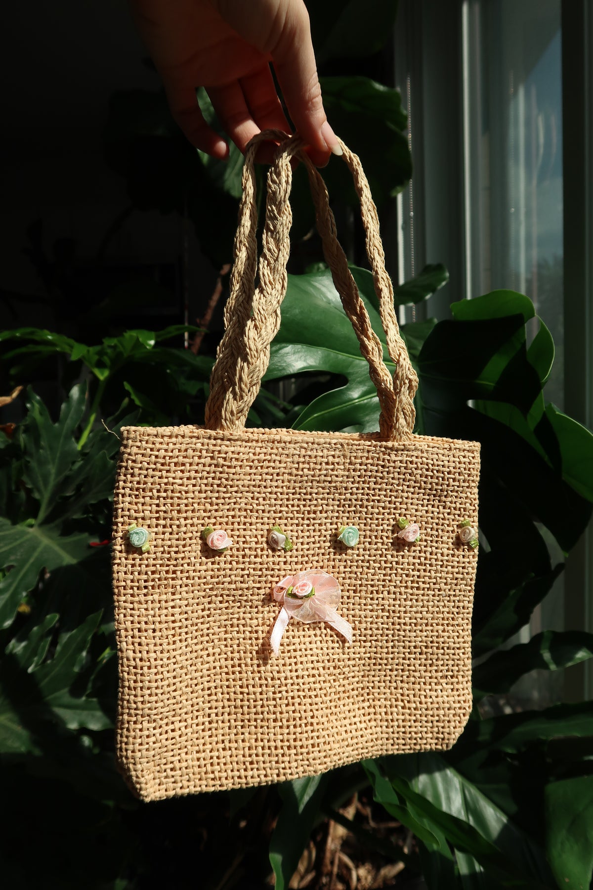 Vintage Cottagecore Mini Woven Straw Tote with Rose Floral Details - Elektra Vintage