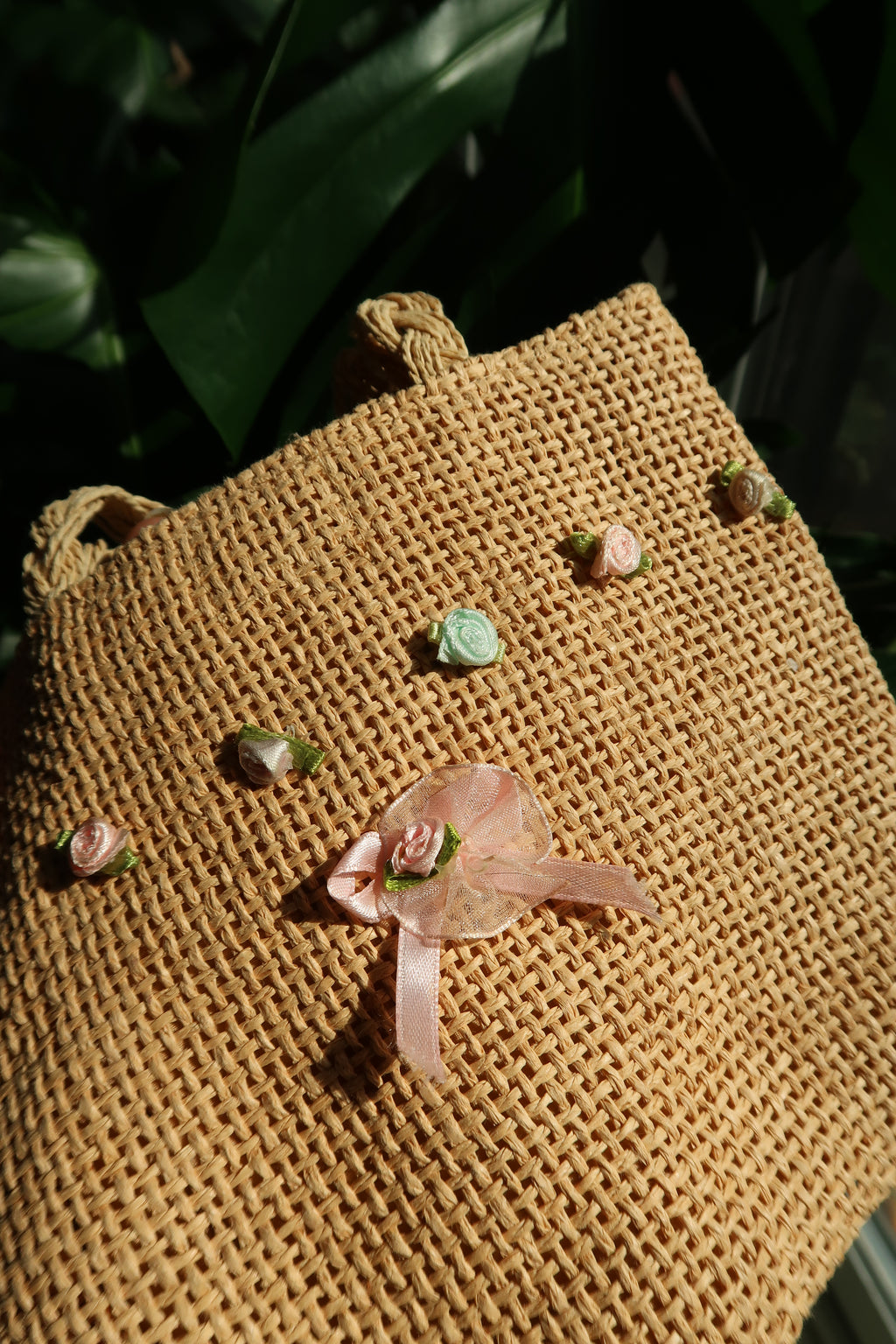 Vintage Cottagecore Mini Woven Straw Tote with Rose Floral Details - Elektra Vintage
