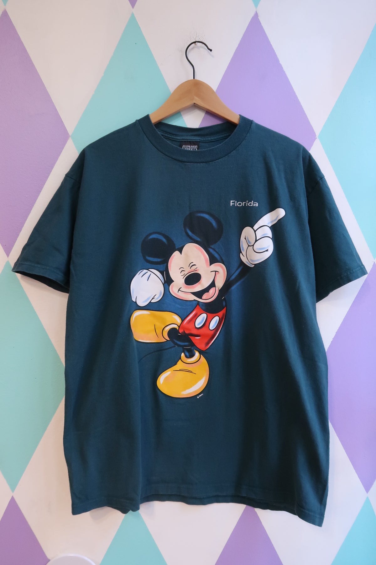 Vintage Disney Mickey Mouse Florida graphic T-shirt by Elektra Vintage, featuring a classic Mickey design on soft cotton fabric.