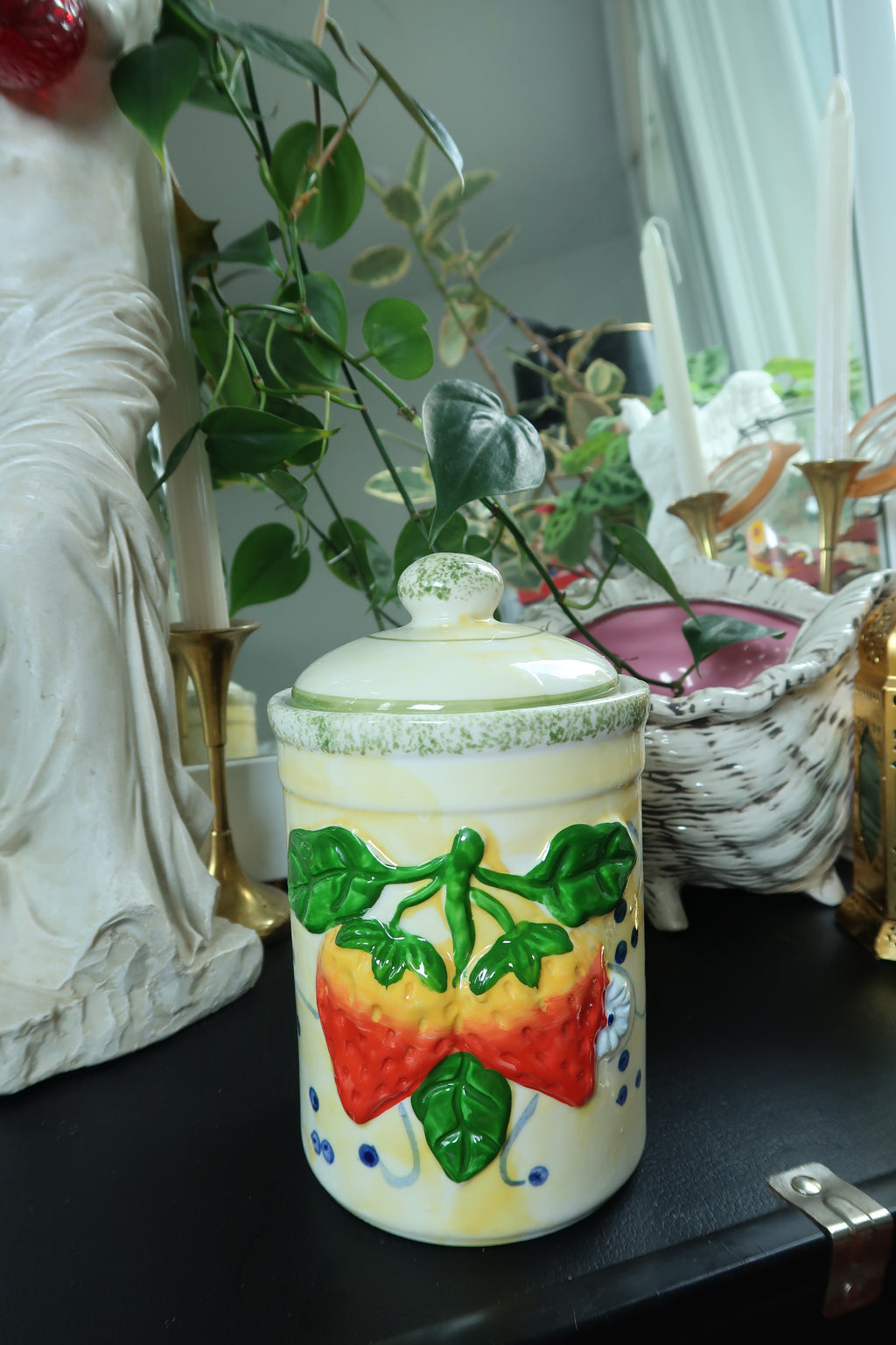 Vintage Ceramic Strawberry Canister Jar – 3D Fruit Kitchen Storage