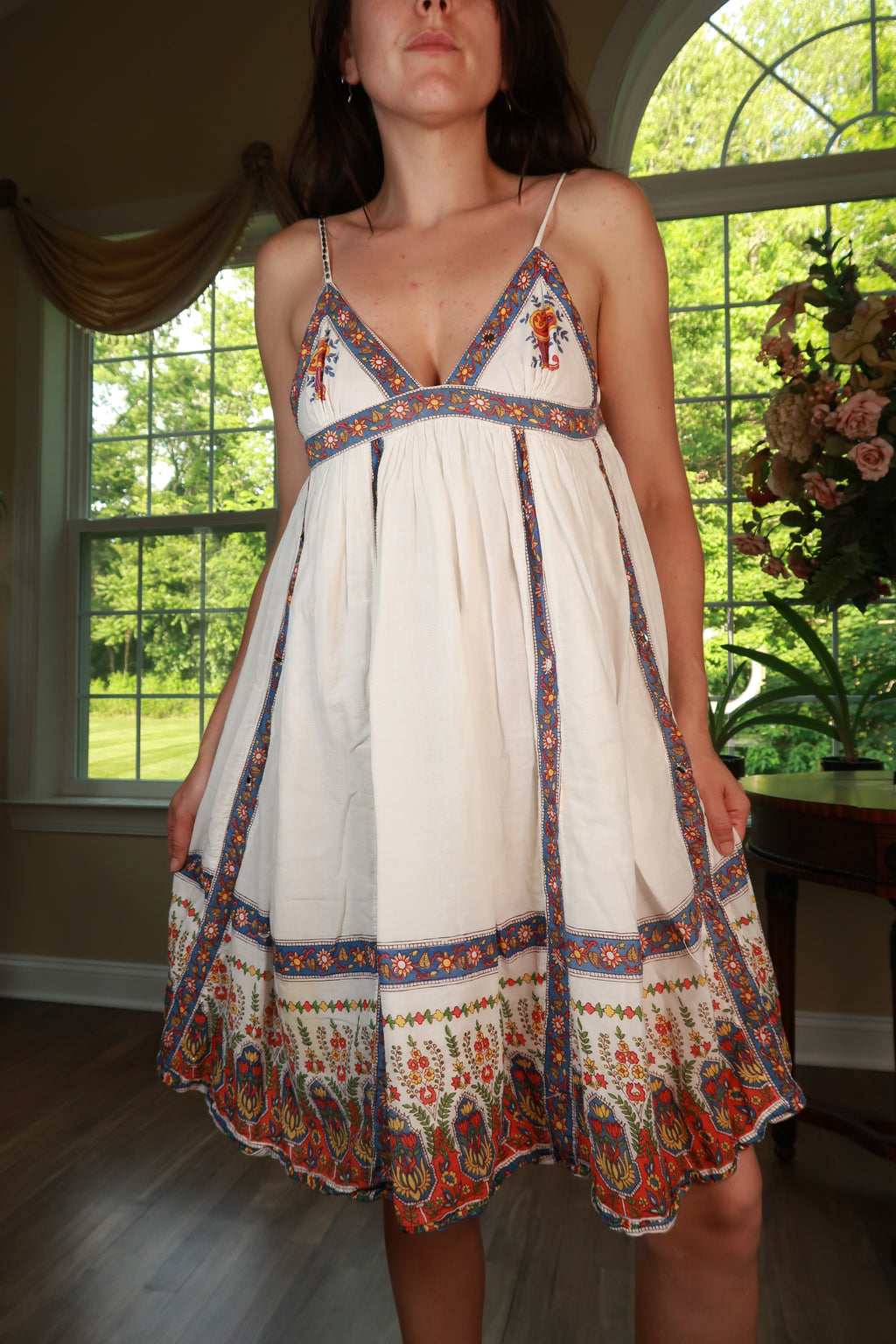 Vintage Elektra Vintage boho border print babydoll mini dress with flowy fabric and retro Y2K style, perfect for casual wear