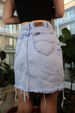 Load image into Gallery viewer, Vintage 90s Lee Light Wash Denim Mini Skirt

