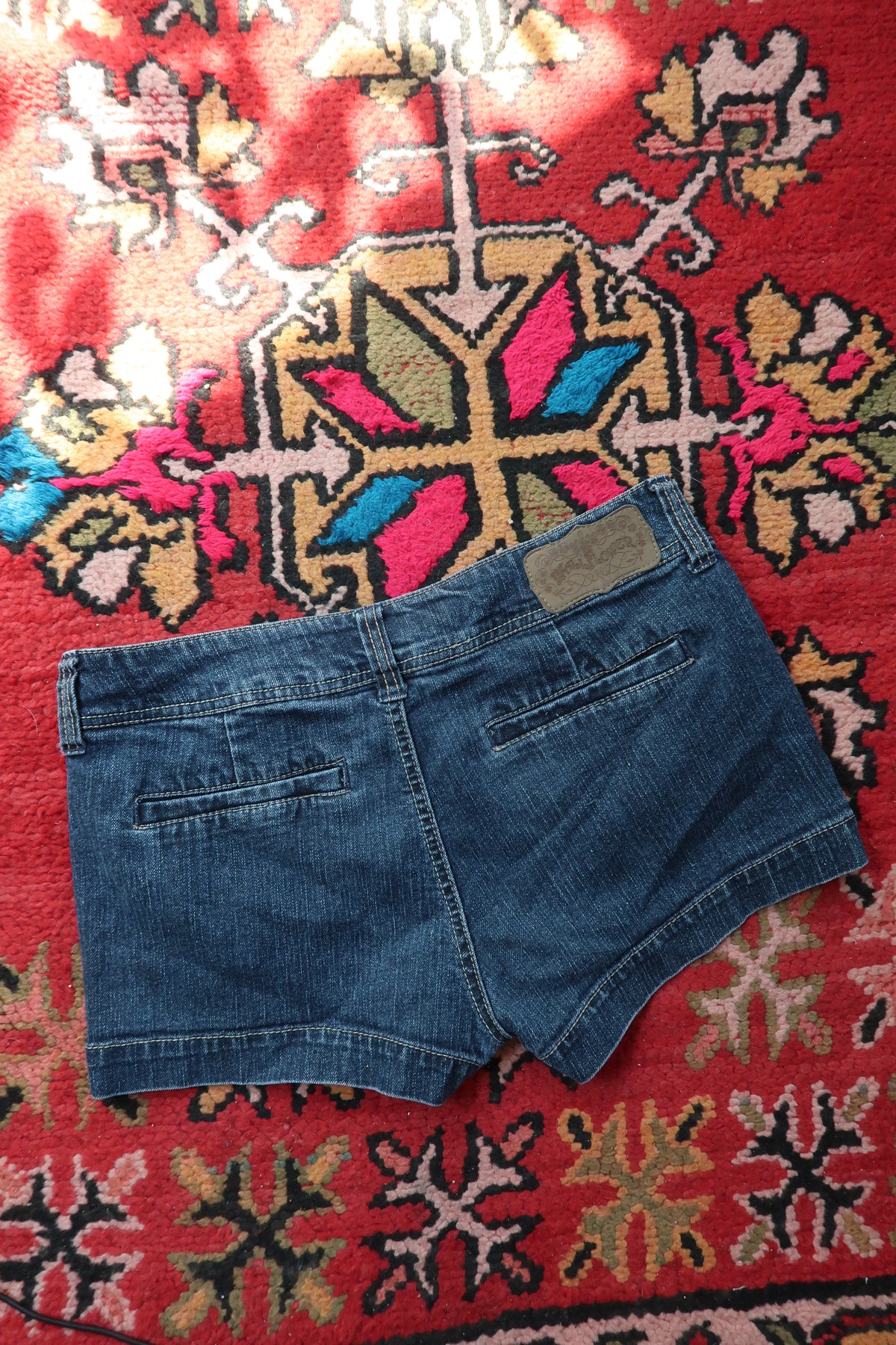 Vintage Low-Rise Button Detail Denim Shorts – Y2K Micro Shorts