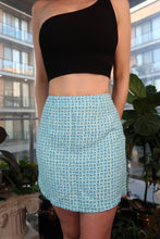 Load image into Gallery viewer, Vintage 2000s GAP Blue Geometric Print Mini Skirt
