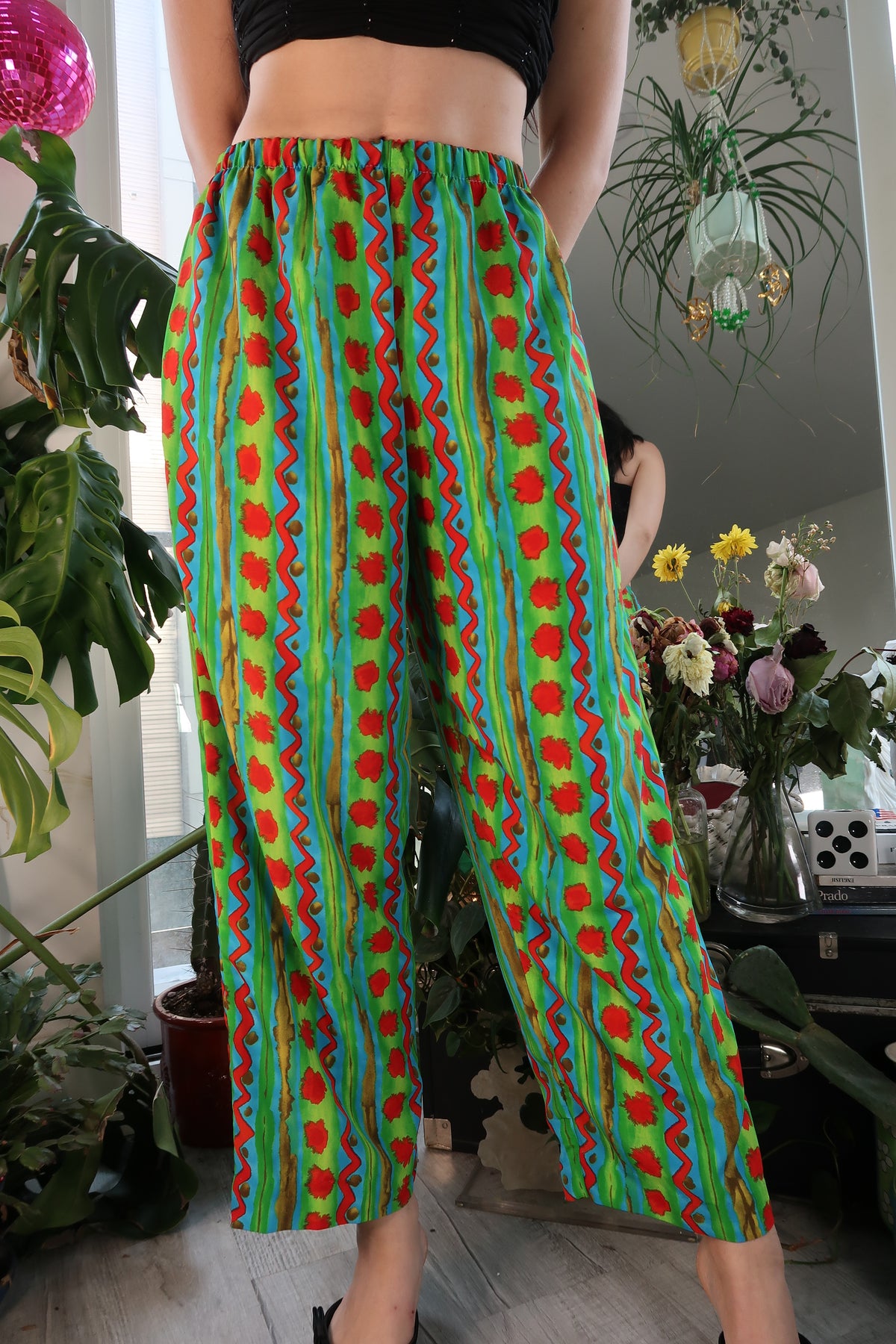Kitschy 80s Vintage Green and Red Patterned Elastic Trousers