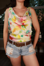 Load image into Gallery viewer, Elektra Vintage women's sleeveless blouse with vintage floral pattern and cowl neck, stylish and lightweight top for casual wear.

