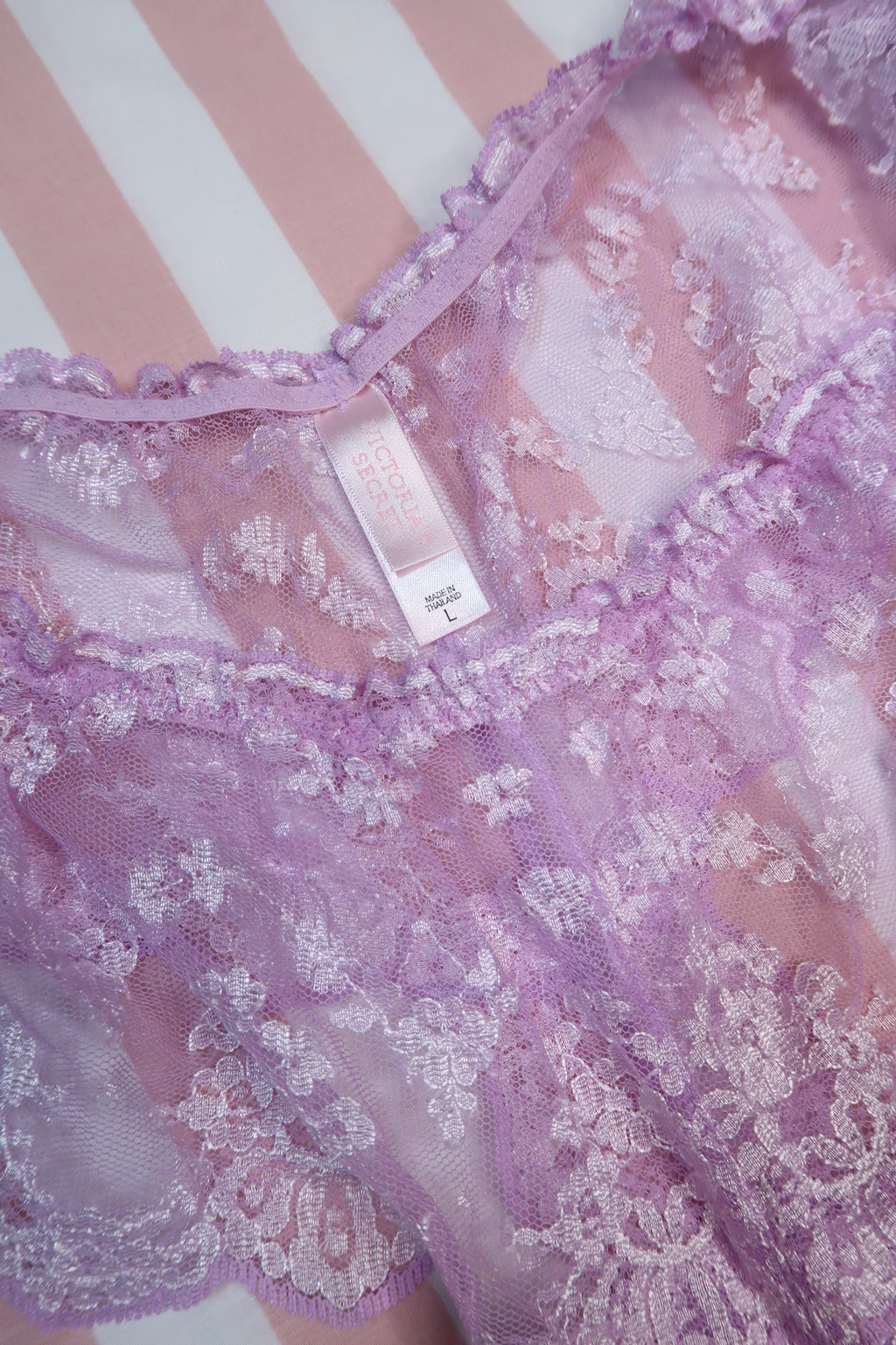Vintage 2000s Victoria’s Secret Lavender Lace Bikini Underwear