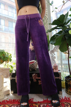 Load image into Gallery viewer, Juicy Couture Purple Velour Sweatpants – Metallic Crest Logo
