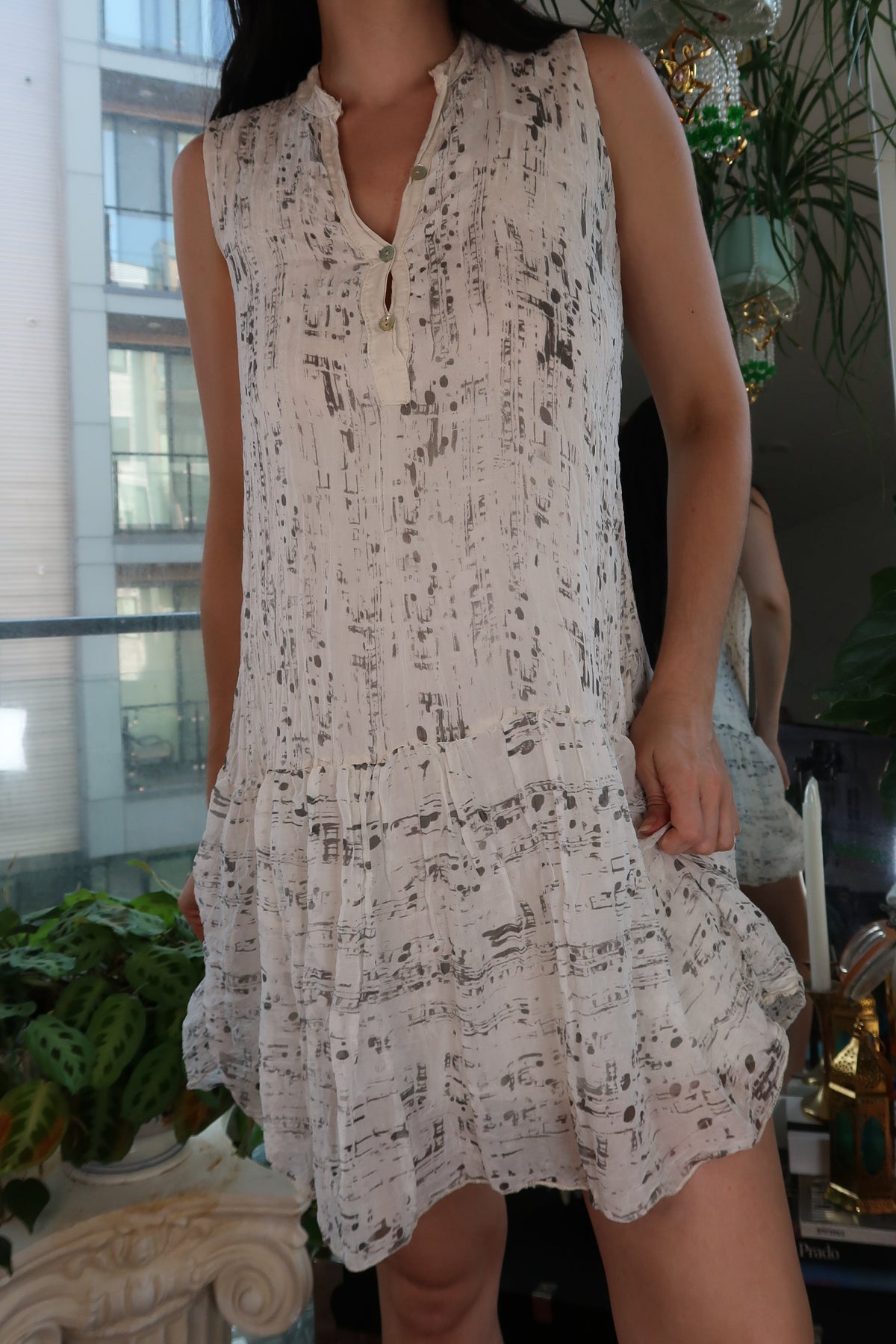 Vintage 2000s 100% Silk Sleeveless Mini Dress – Abstract Print