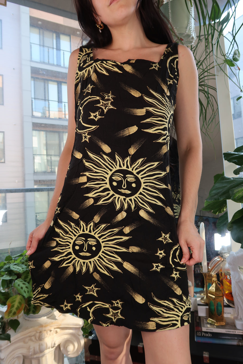 Vintage 1990s Sun & Moon Celestial Print Mini Dress – Black & Gold - Elektra Vintage
