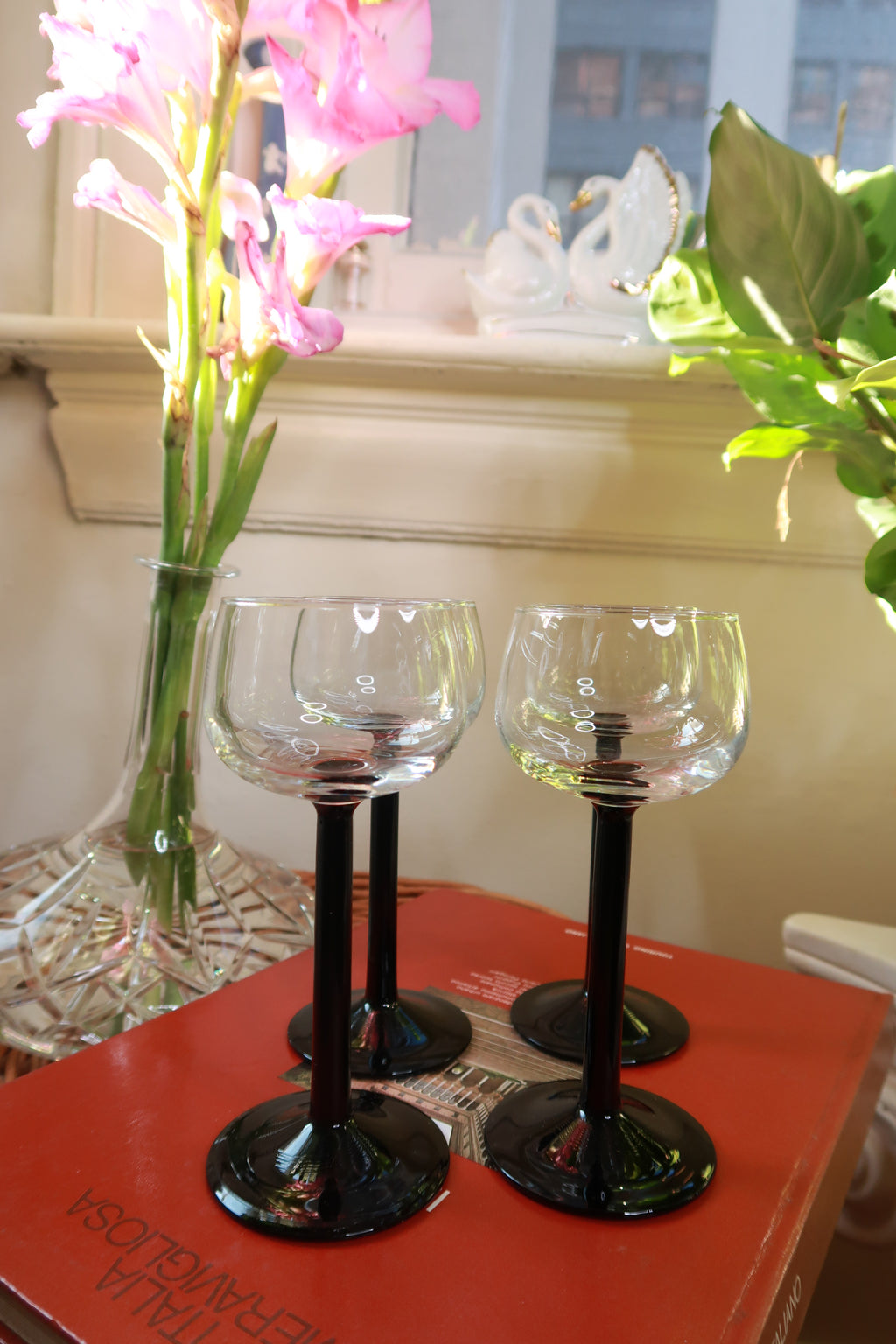 Vintage Black Stem Cocktail Coupe Glasses Set of 4 Clear Bowl Barware