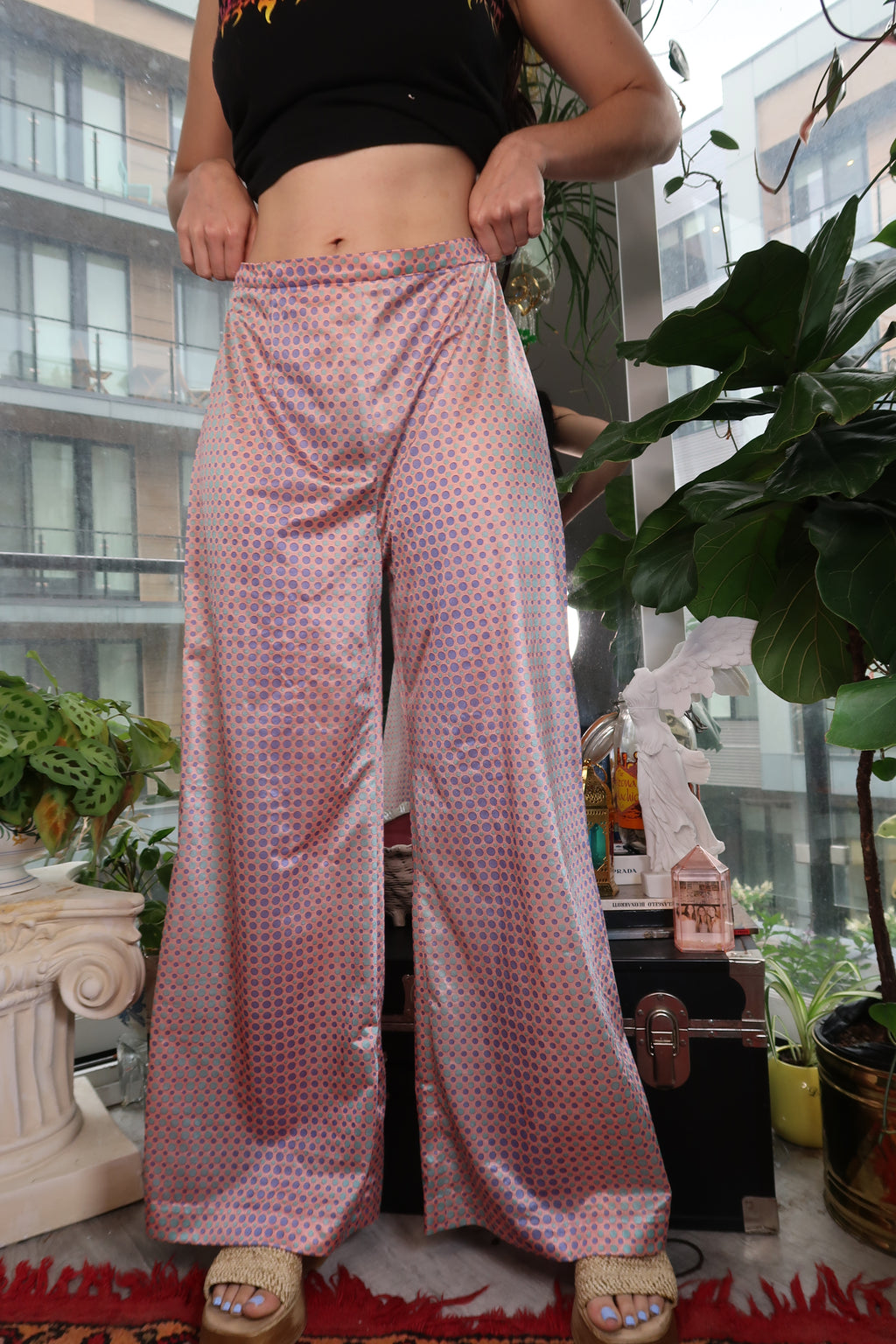 Vintage 1970s Op Art Bell Bottom Pants – Pink & Purple Satin