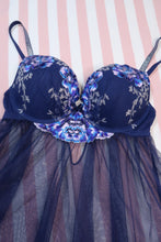 Load image into Gallery viewer, 2000s Victoria’s Secret Navy Blue Floral Lace Sheer Babydoll Camisole Top
