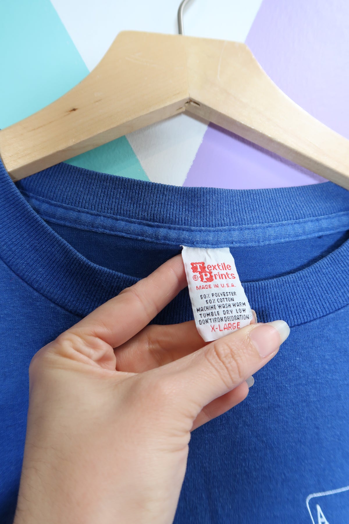 Vintage Las Vegas Souvenir Tee – Blue 90s Casino Graphic T-Shirt