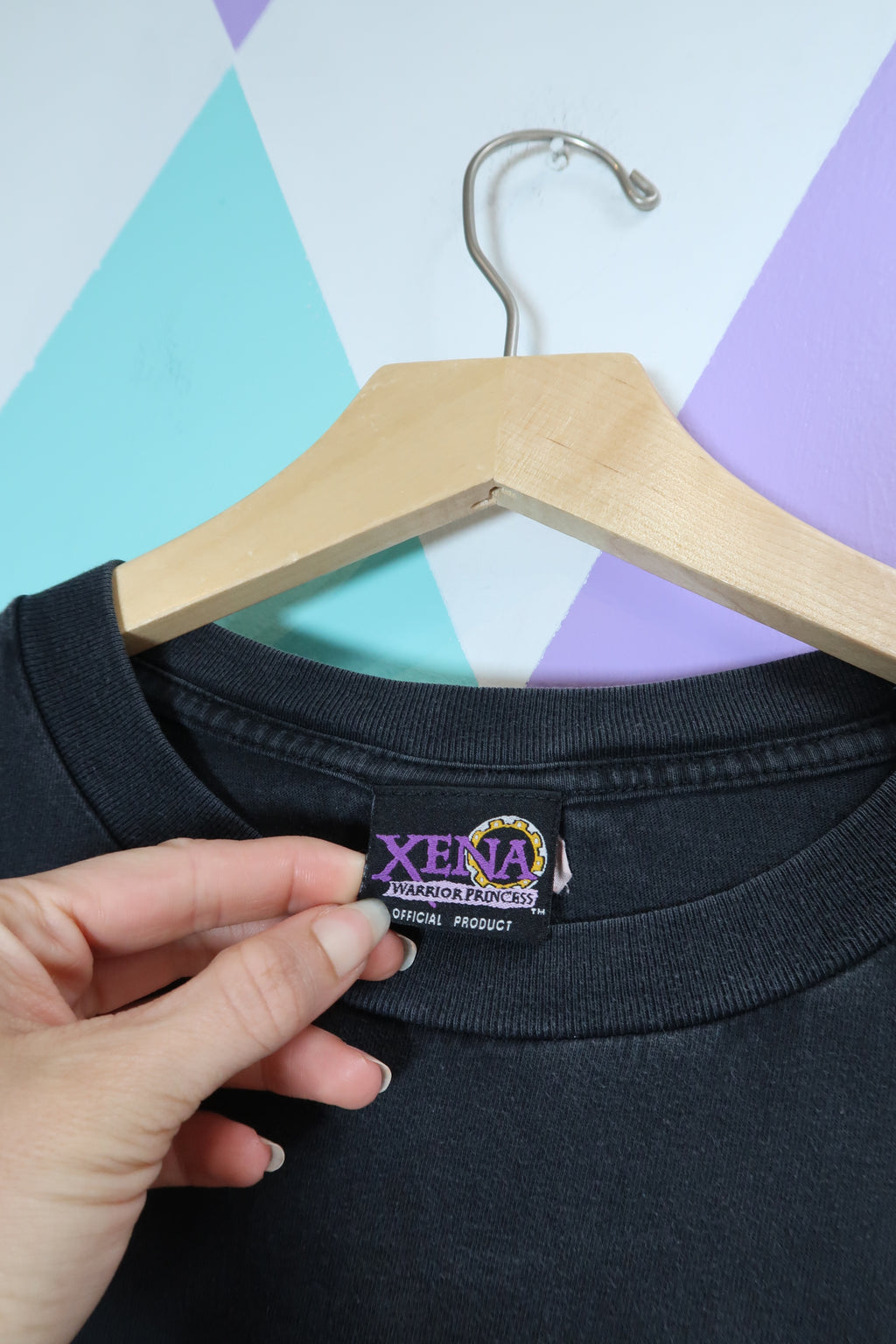 Vintage Xena: Warrior Princess T-Shirt – 90s Cult Classic Graphic Tee