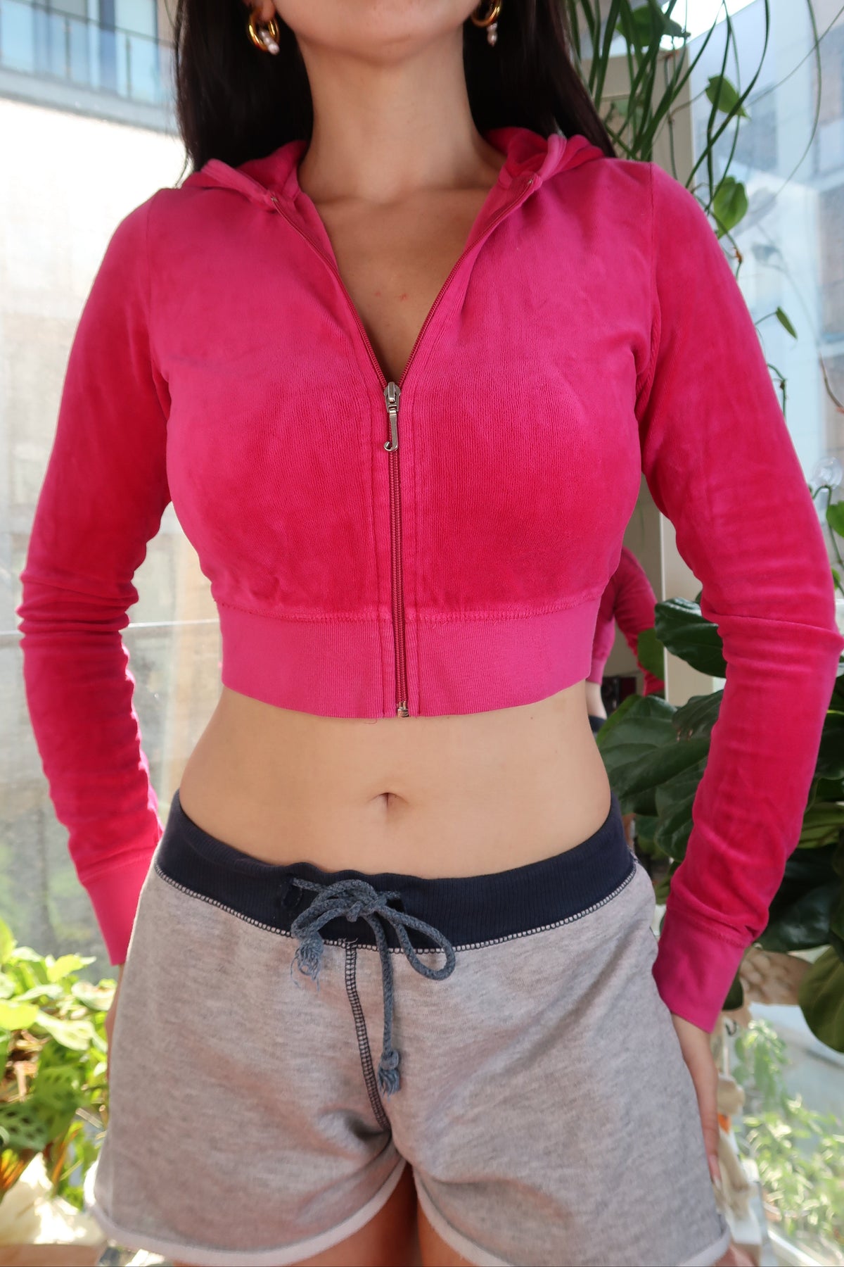 Vintage Juicy Couture Hot Pink Cropped Velour Zip-Up Hoodie – Y2K Loungewear