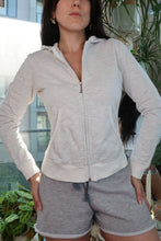 Load image into Gallery viewer, Vintage Juicy Couture “New York 20” Graphic Zip Hoodie – Heather Grey
