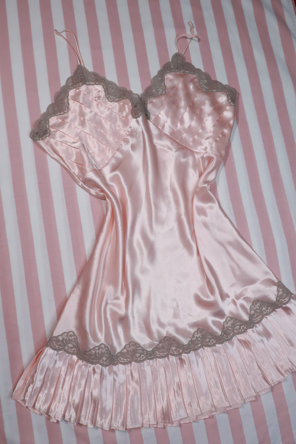 Vintage 80s Gold Label Victoria’s Secret Blush Pink Satin Lace Trim Pleated Hem Slip Dress