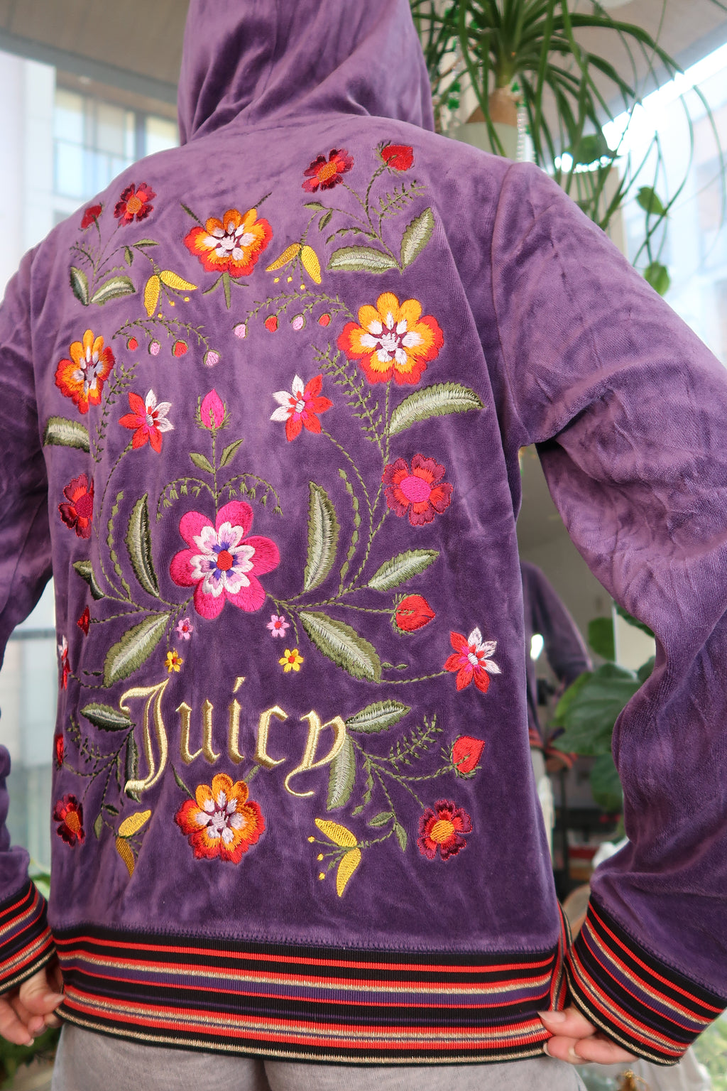 Vintage 2010s Juicy Couture Black Label Purple Floral Embroidered Velour Hoodie
