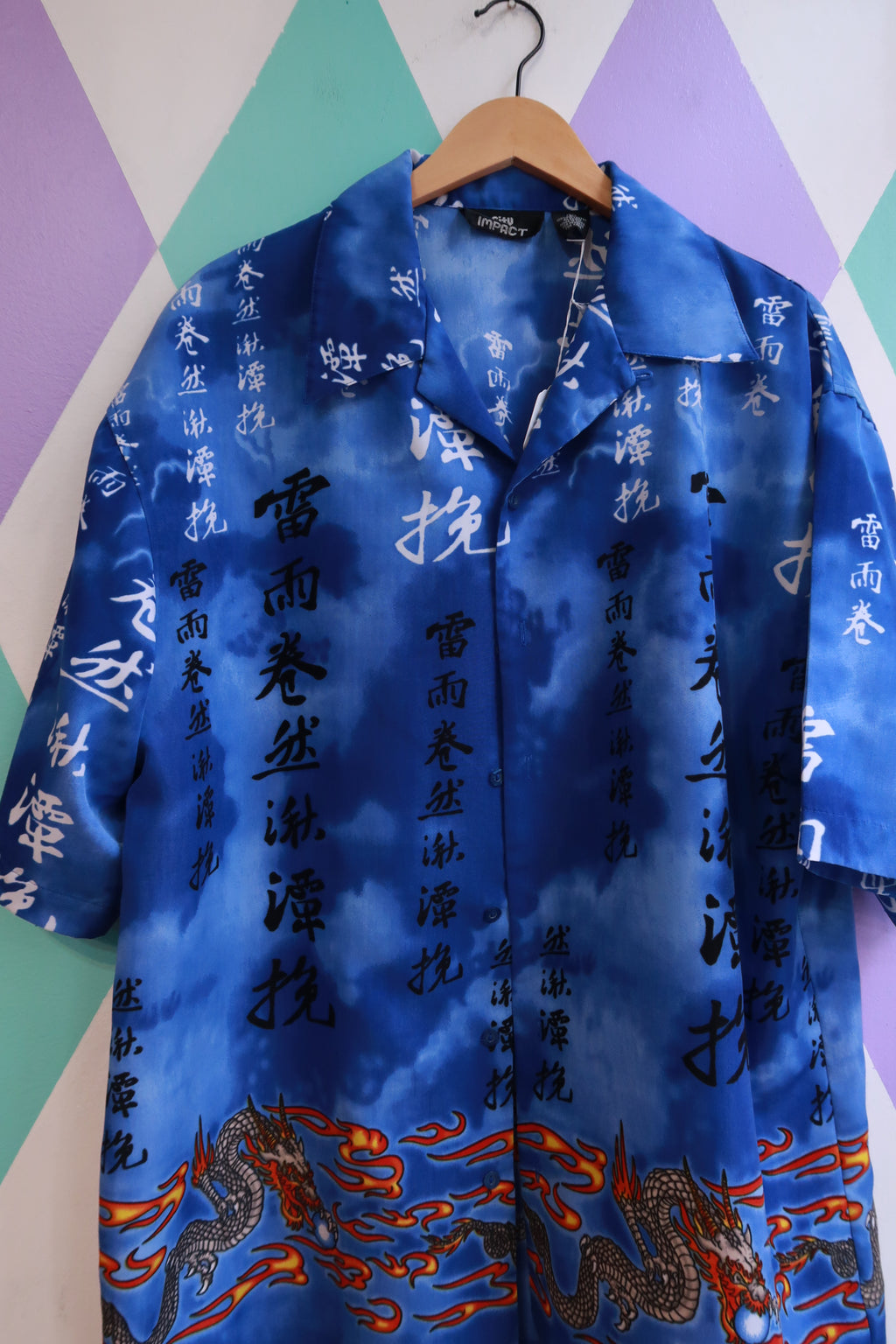 Vintage 2000s Blue Dragon Print Button-Up Shirt