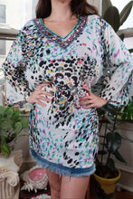 Load image into Gallery viewer, Vintage Y2K Beaded Abstract Animal Print Boho Tunic Top
