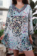 Load image into Gallery viewer, Vintage Y2K Beaded Abstract Animal Print Boho Tunic Top
