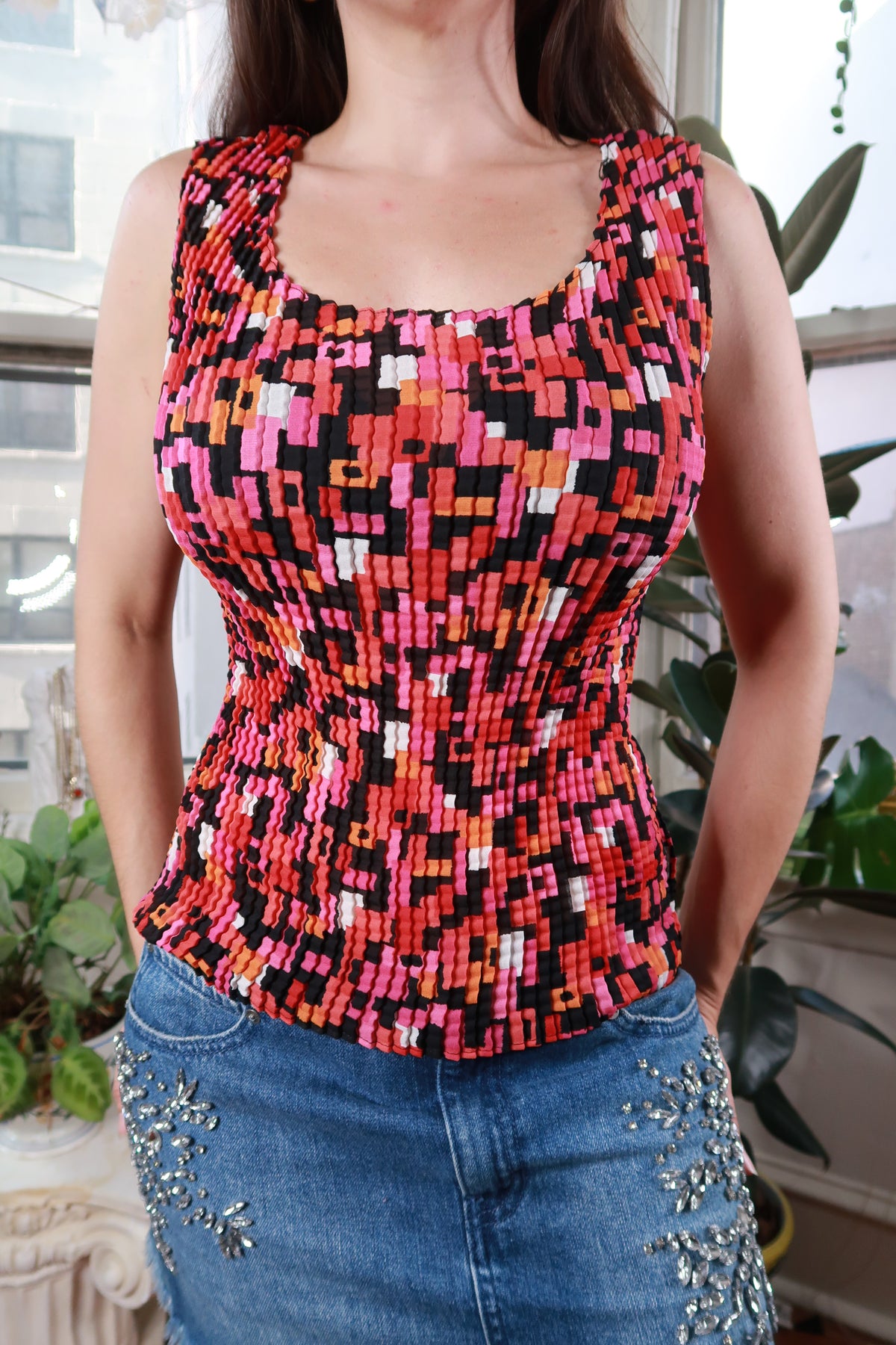 Vintage pink Y2K abstract plissé stretch tank top for women by Elektra Vintage, featuring a colorful, textured design.