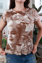 Load image into Gallery viewer, Vintage Y2K Marilyn Monroe Op Art Graphic Baby Tee
