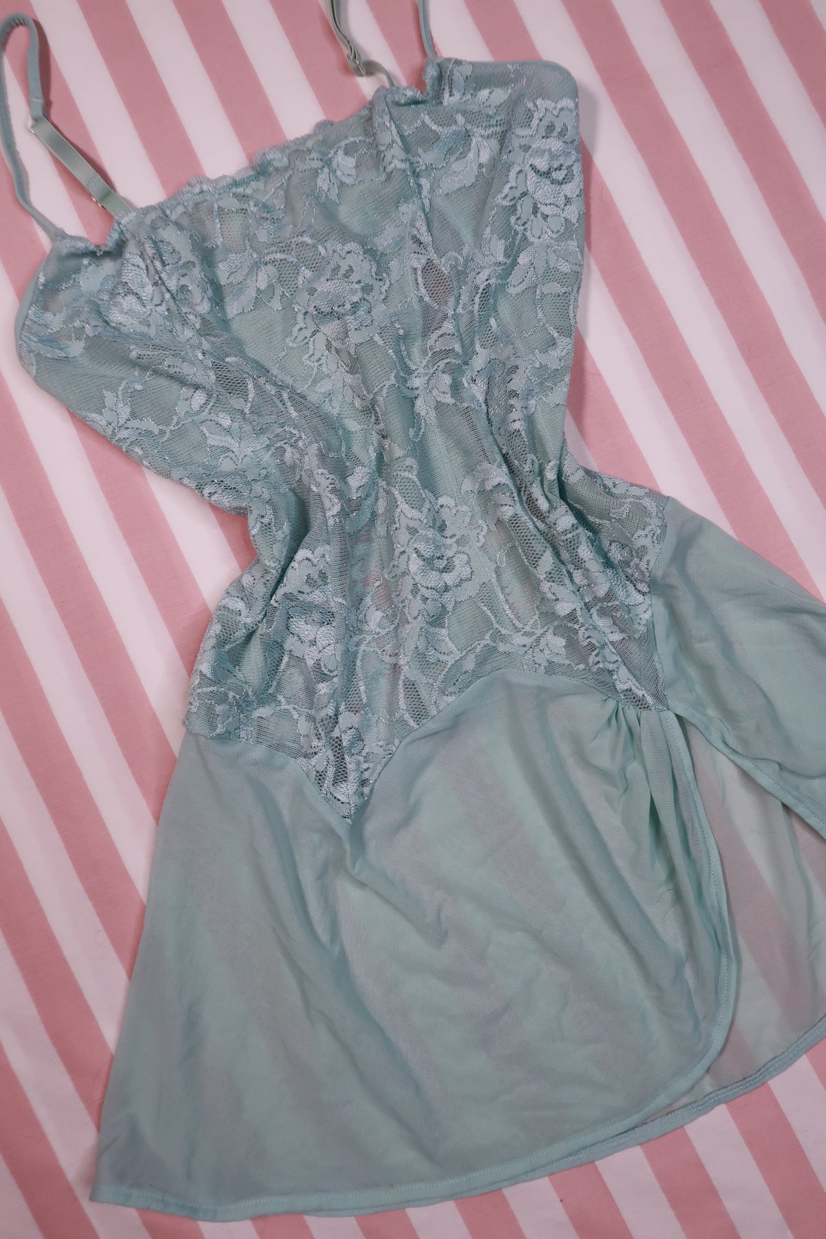 Vintage 2000s Victoria’s Secret mint blue lace corset slip dress by Elektra Vintage, featuring delicate lace details and a fitted silhouette.