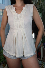 Load image into Gallery viewer, Vintage 2000s White Pintuck Blouse – Soft Girl Y2K Sleeveless Top
