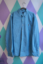 Load image into Gallery viewer, Men's vintage sky blue Polo Ralph Lauren Oxford shirt with button-down collar, classic 90s style, from Elektra Vintage.
