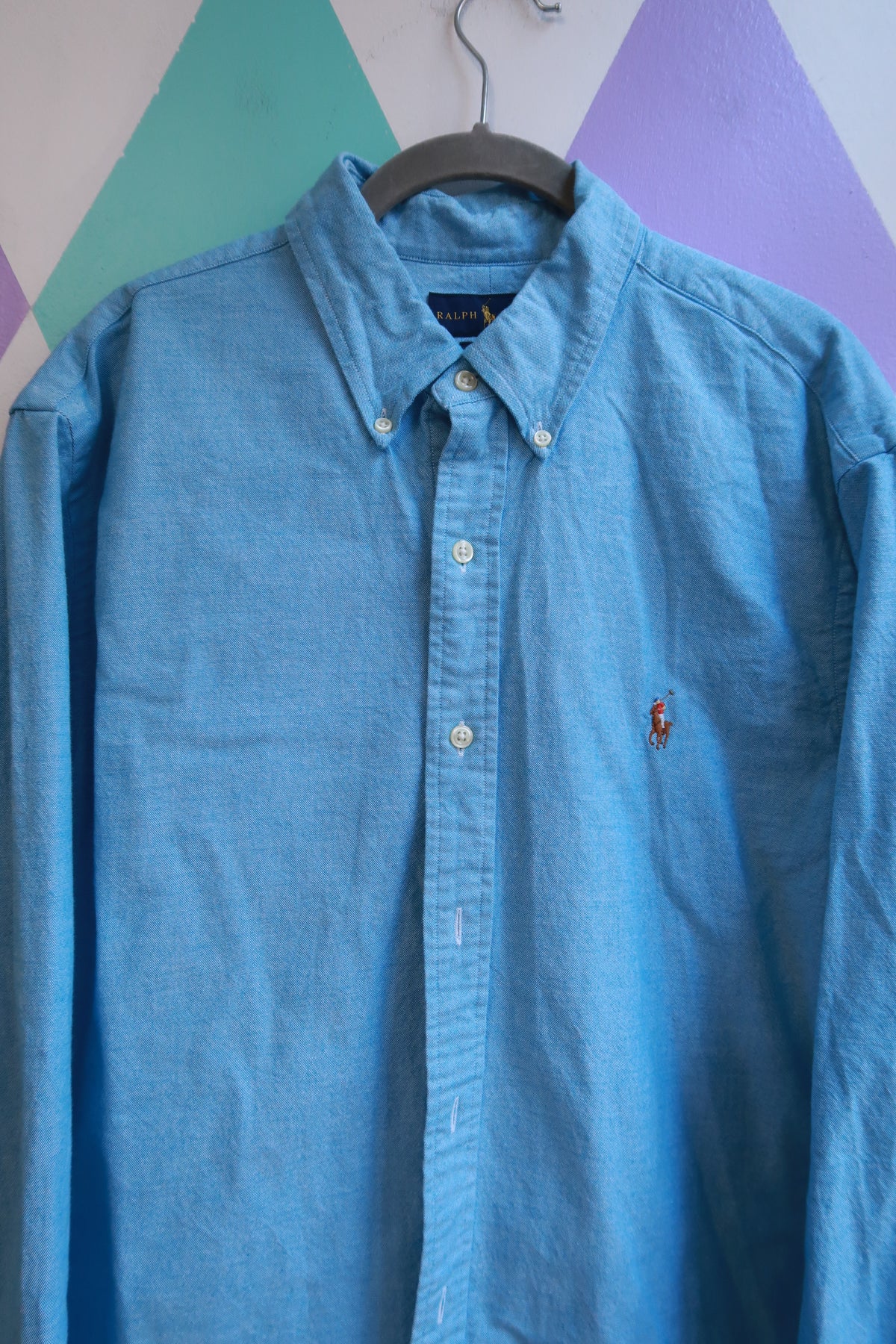 Elektra Vintage men's sky blue Polo Ralph Lauren 90s button-down oxford shirt, classic collar and long sleeves, casual style