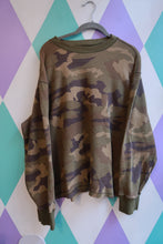 Load image into Gallery viewer, Men's vintage 90s woodland camouflage waffle knit thermal long sleeve shirt by Elektra Vintage, shown in olive green and brown camouflage pattern.
