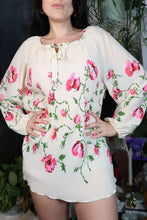 Load image into Gallery viewer, Vintage 70s Floral Tunic Top – Boho Hippie Peasant Blouse
