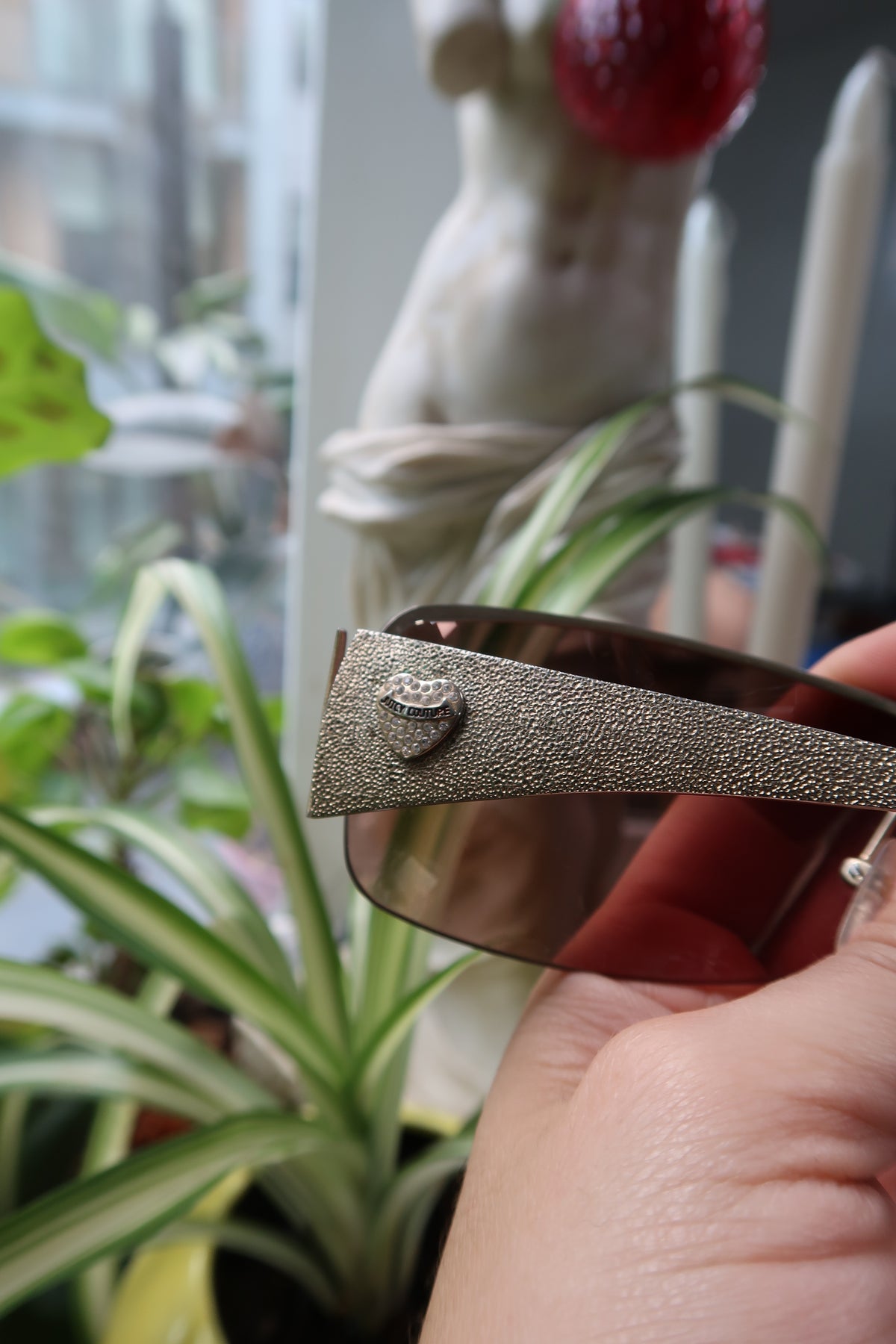 Vintage Juicy Couture Rimless Brown Reflective Sunglasses – Gold Hardware