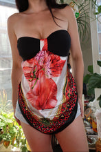 Load image into Gallery viewer, Y2K Scarf Print Strapless Top – Red Floral &amp; Leopard Border
