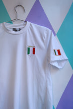 Load image into Gallery viewer, White vintage 2000s Italia athletic T-shirt by Elektra Vintage featuring halftone graphic and Italian flag design.

