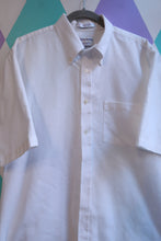 Load image into Gallery viewer, Elektra Vintage men's white button-down Oxford shirt, classic short sleeve preppy top, tailored fit, crisp fabric, and clean design.
